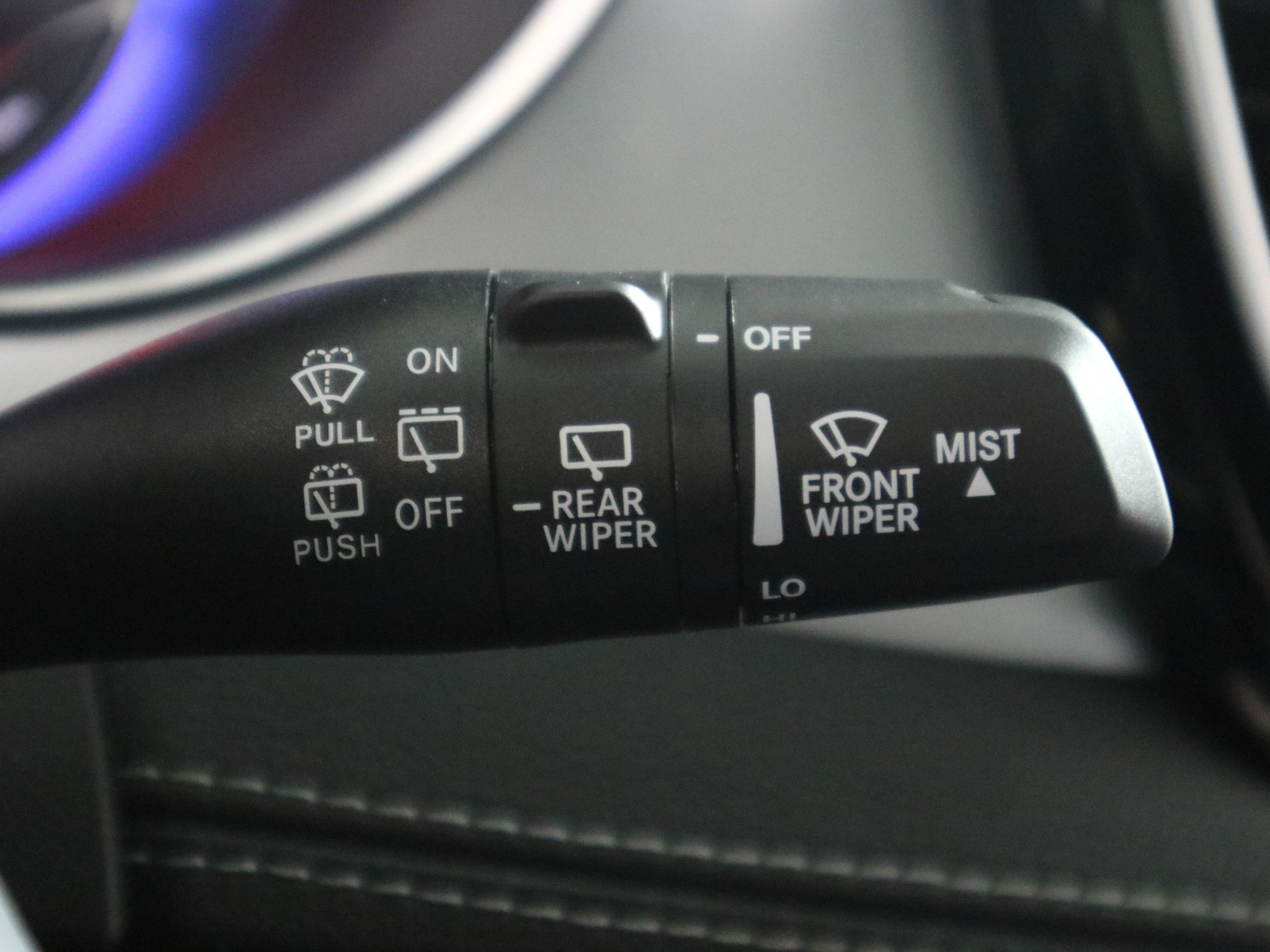 New 2026 Chrysler Pacifica Limited w/ S Appearance Package image 33