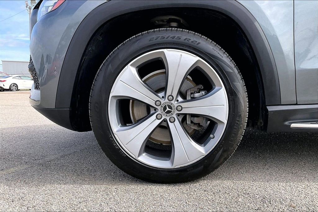 Used 2021 Mercedes-Benz GLS 450 4MATIC image 35