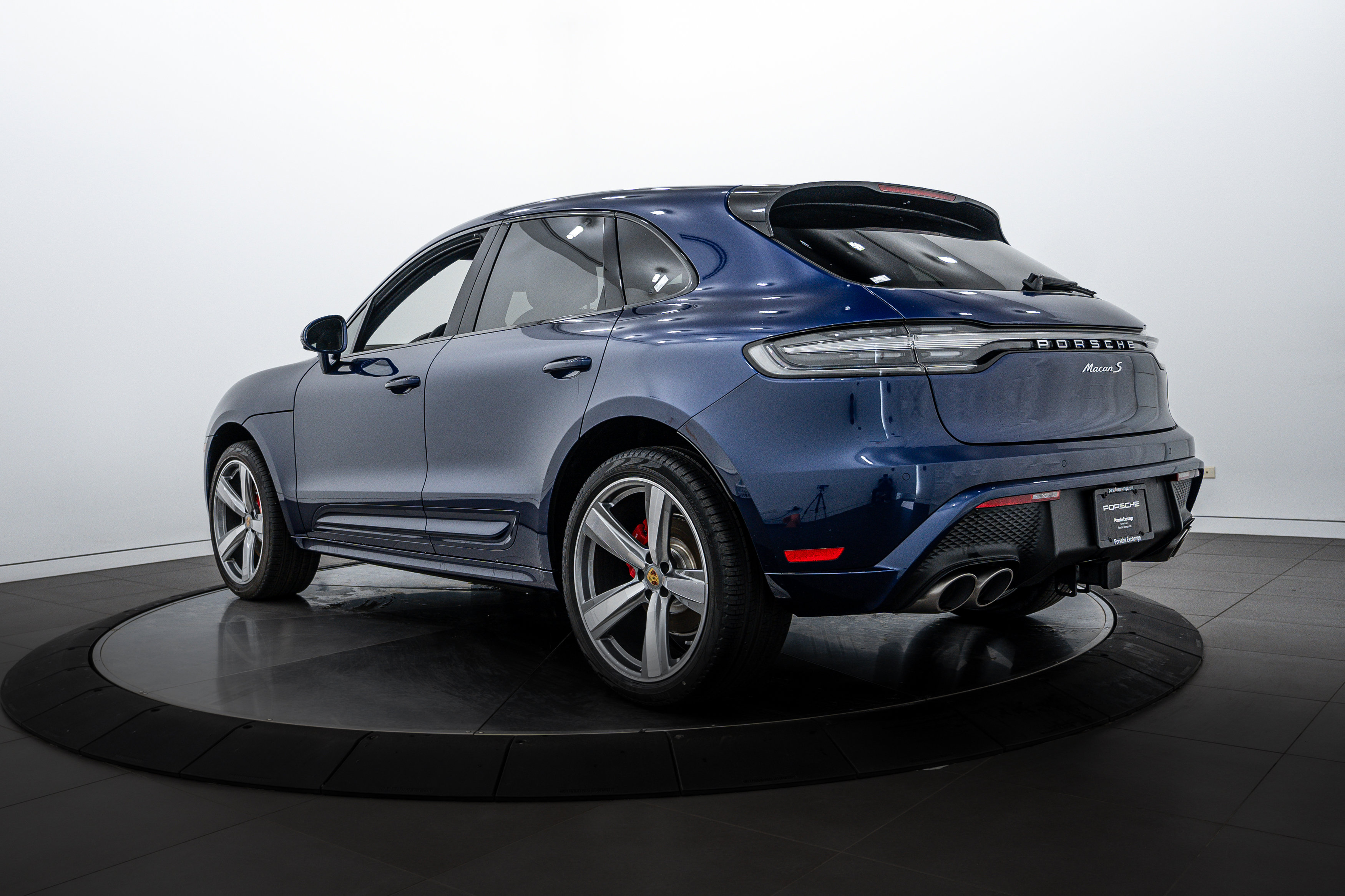 New 2025 Porsche Macan S image 3
