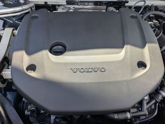 Used 2024 Volvo XC90 B6 Ultimate w/ Protection Package Premier image 20