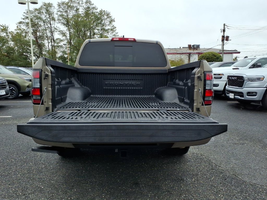 Used 2024 Nissan Frontier PRO-4X w/ Off-Road Protection Package AWD/4WD image 19