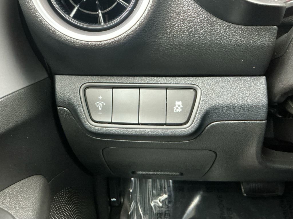 Used 2023 Kia Forte LXS image 20