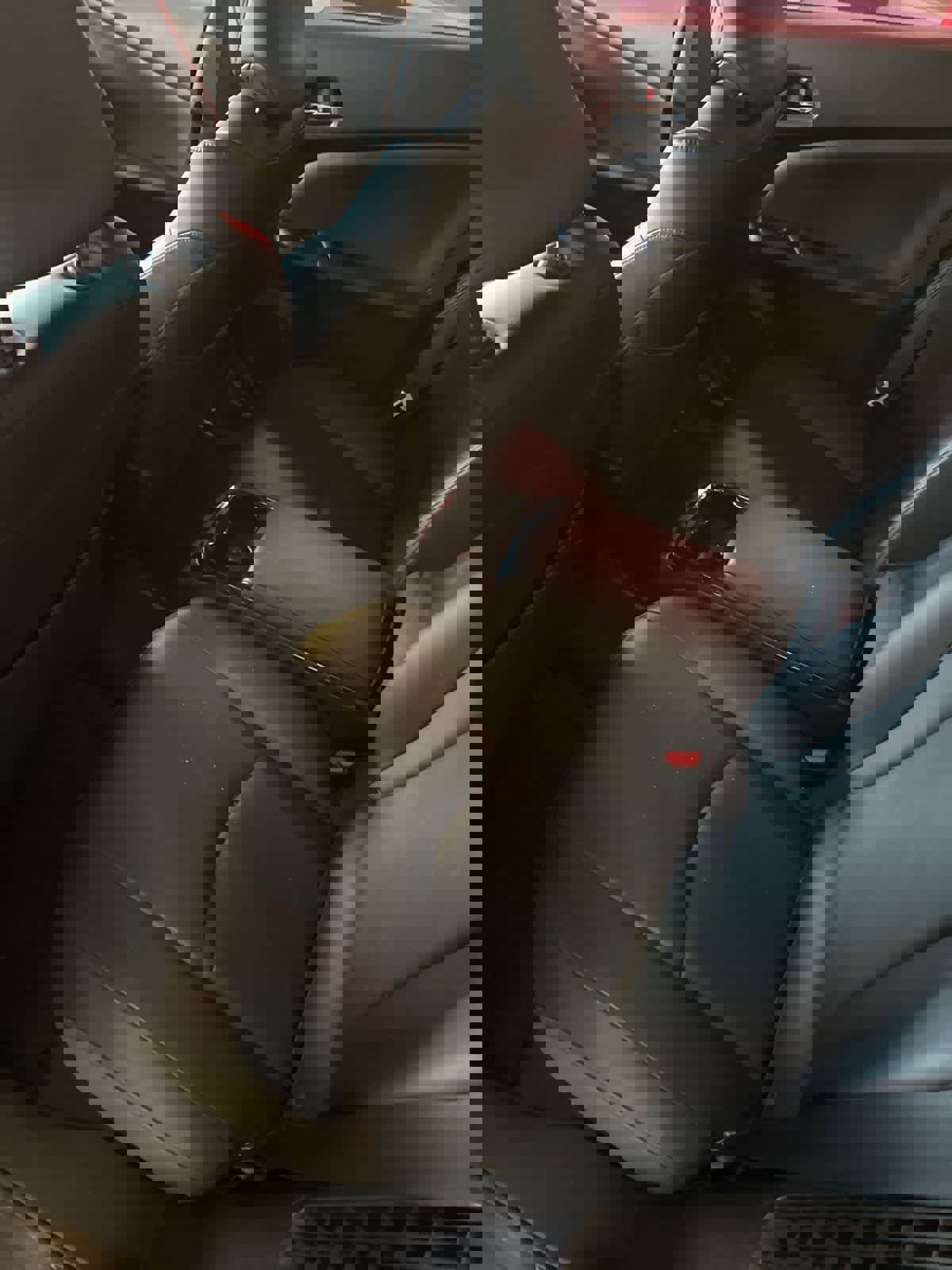 Used 2017 Toyota Prius Prime Advanced FWD image 7