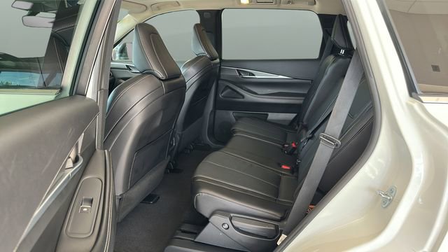 Used 2024 INFINITI QX60 Luxe AWD/4WD image 18