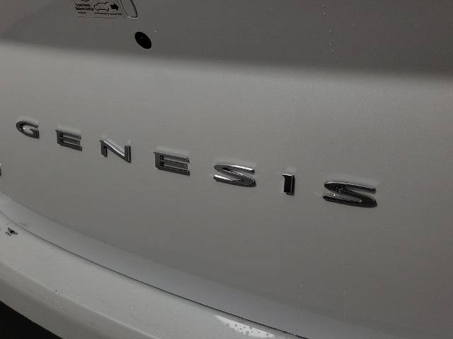Used 2023 Genesis G70 2.0T RWD image 6