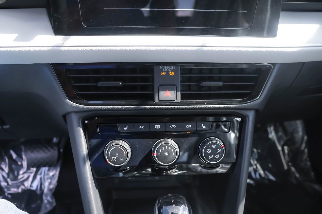 Used 2025 Volkswagen Taos S image 22