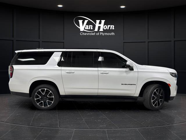 Used 2022 Chevrolet Suburban RST w/ Luxury Package AWD/4WD image 8