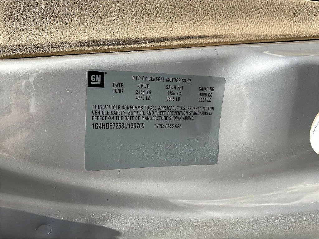 Used 2008 Buick Lucerne CXL w/ Driver Confidence Package FWD image 21