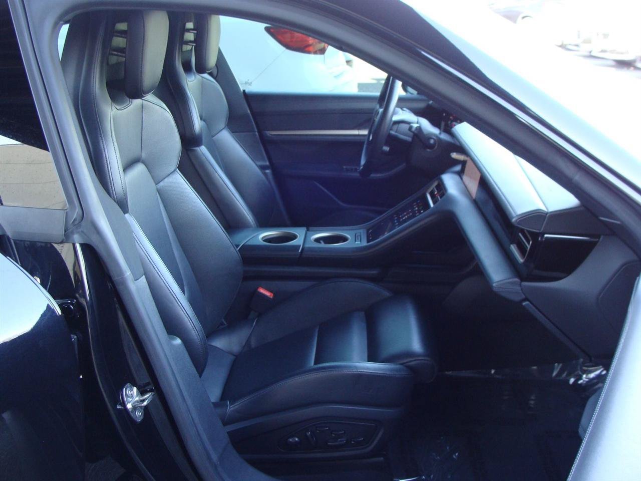 Used 2020 Porsche Taycan 4S AWD/4WD image 10