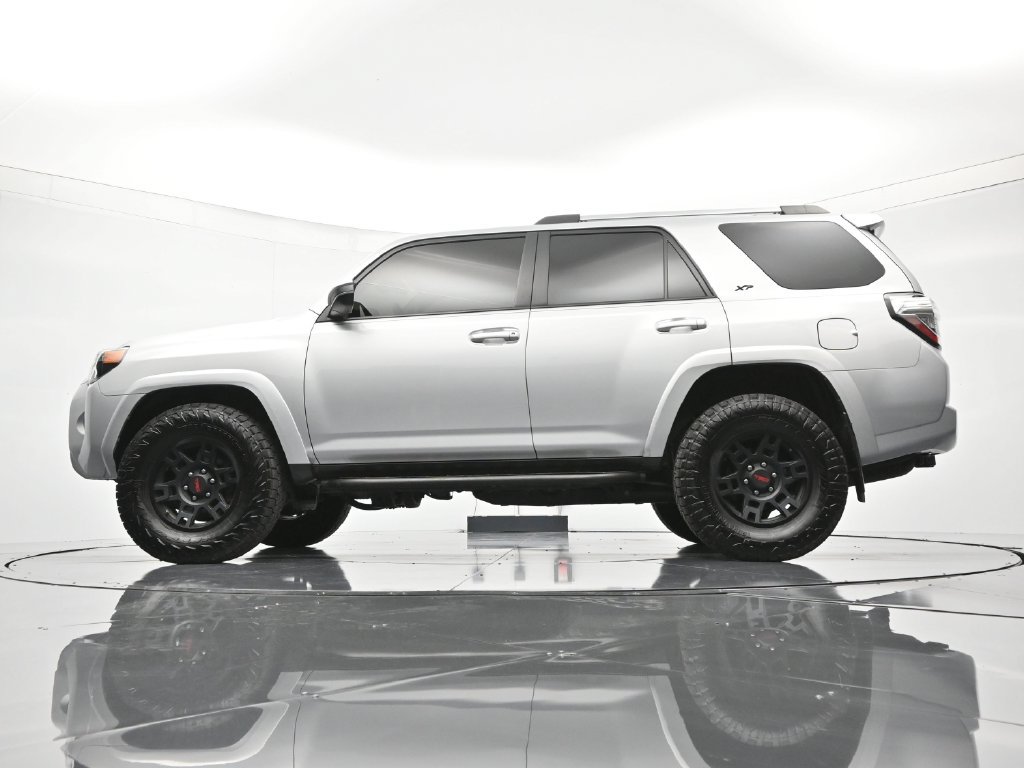 Used 2023 Toyota 4Runner SR5 AWD/4WD image 42