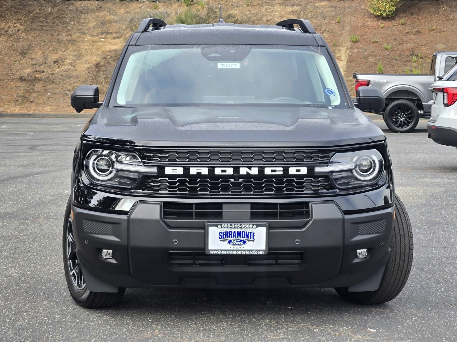 New 2026 Ford Bronco Sport Outer Banks w/ Outer Banks Tech Package+ AWD/4WD image 3