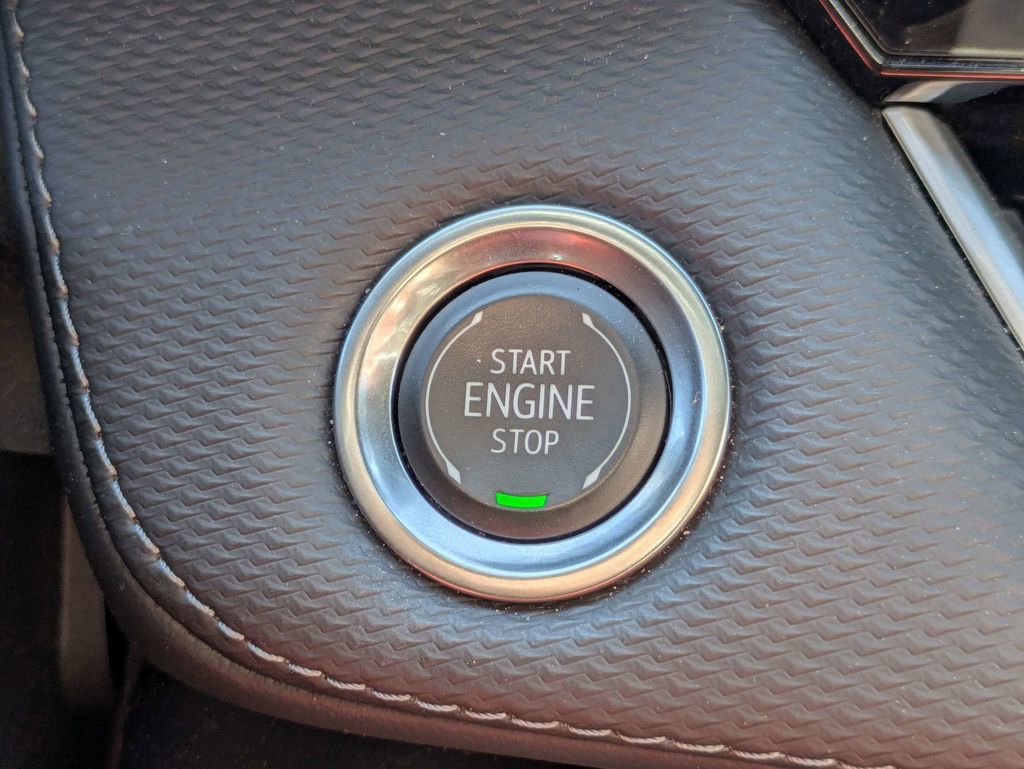 Used 2025 Chevrolet Equinox LT image 34