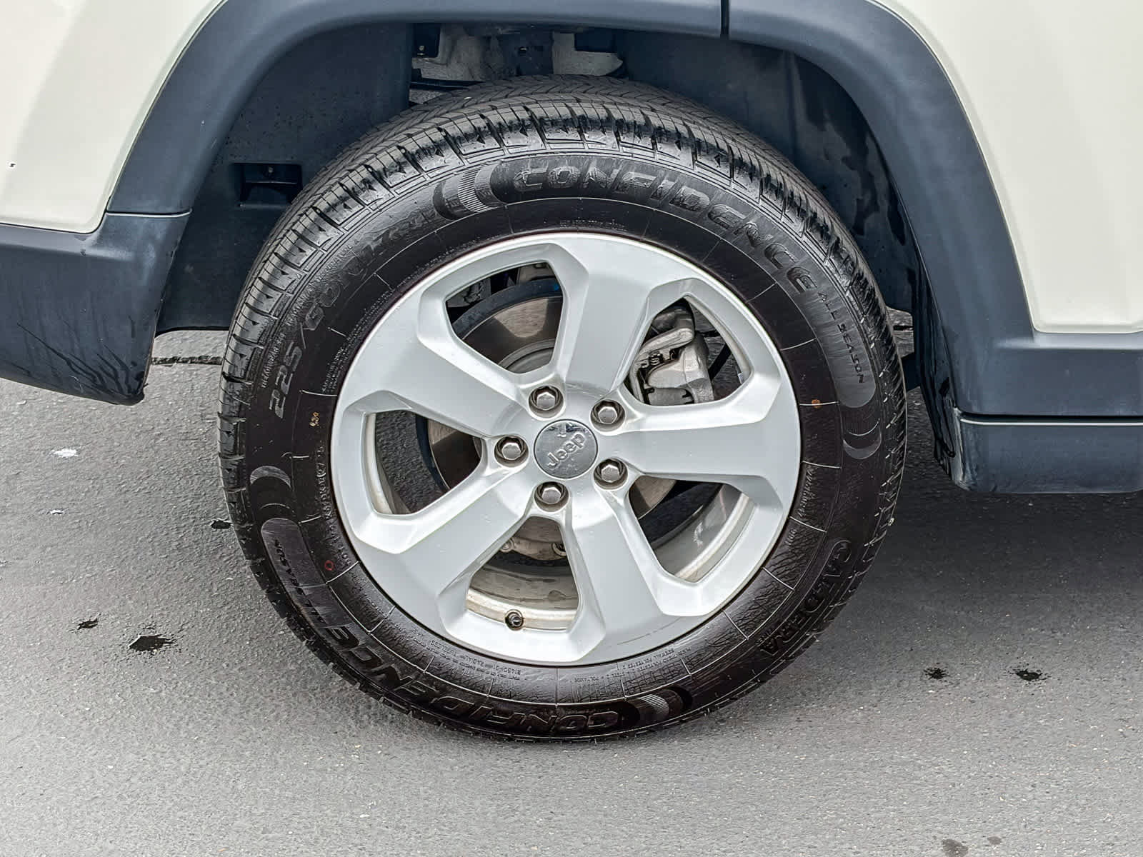 Used 2018 Jeep Compass Latitude AWD/4WD image 10