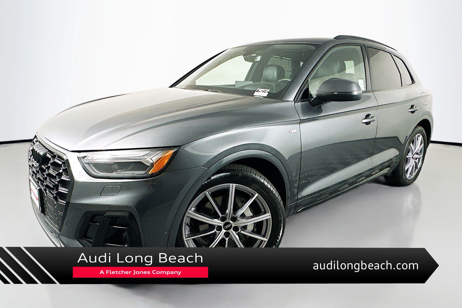 Used 2023 Audi Q5 e Prestige w/ Prestige Package AWD/4WD image 1