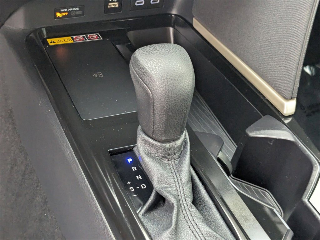 Used 2025 Toyota Camry LE image 17