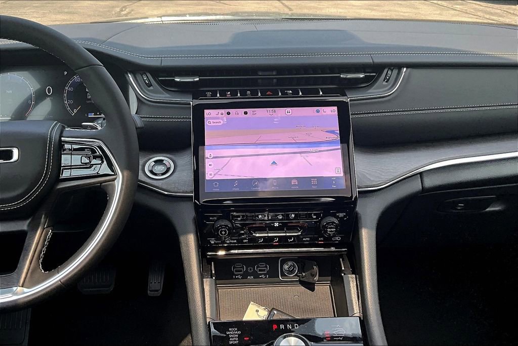 New 2025 Jeep Grand Cherokee Overland w/ Luxury Tech Group IV image 7