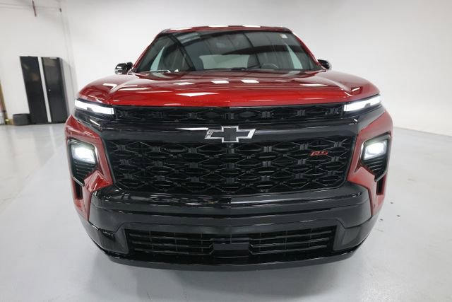 Used 2024 Chevrolet Traverse RS AWD/4WD image 2
