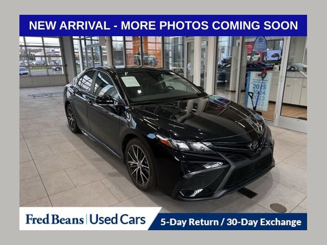 Used 2024 Toyota Camry SE