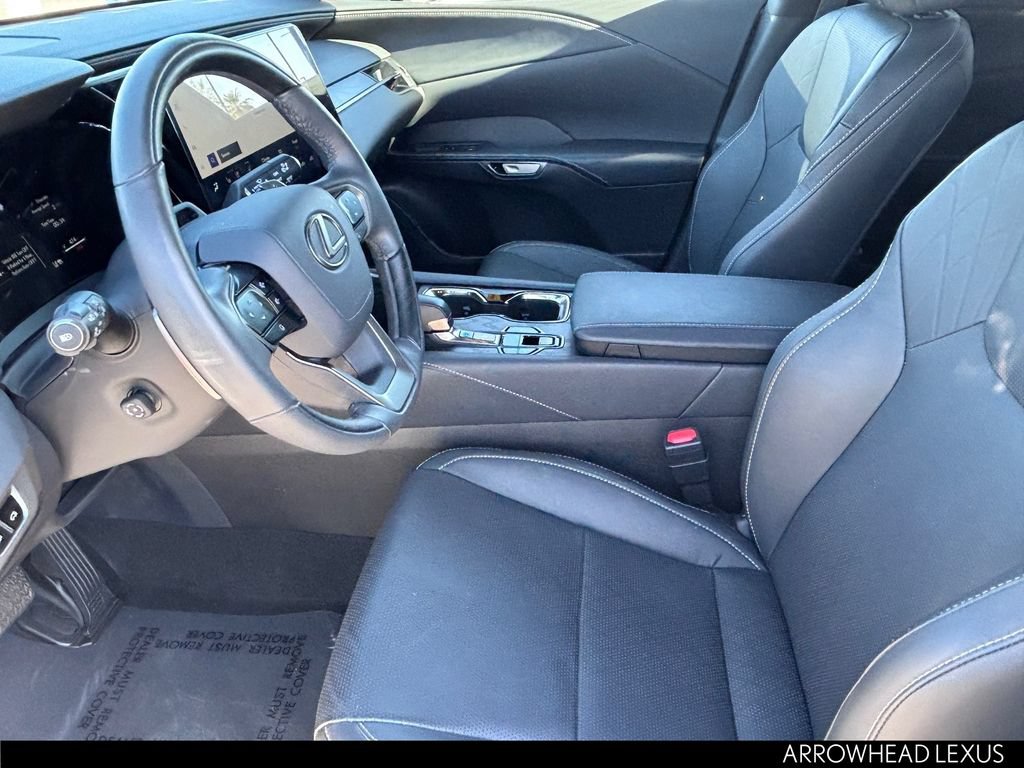 Used 2025 Lexus RX 350 w/ Convenience Package AWD/4WD image 16
