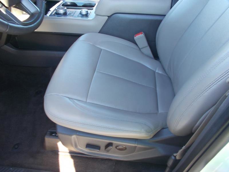 Used 2020 Ford Expedition XLT w/ Equipment Group 202A image 26
