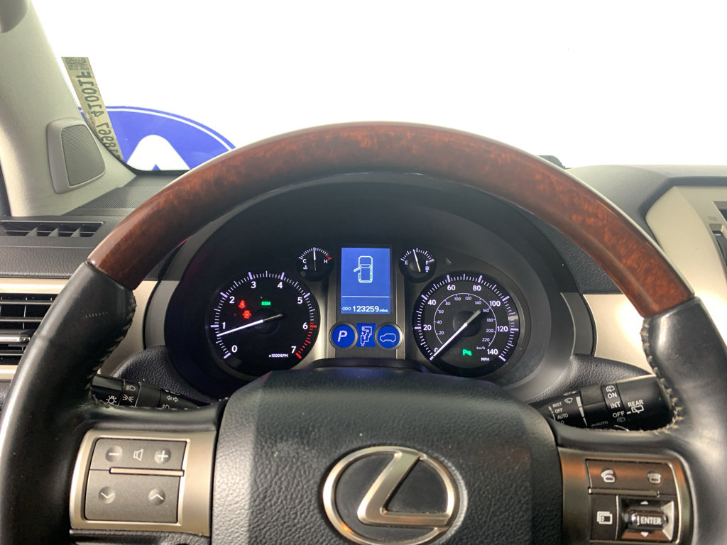 Used 2014 Lexus GX 460 w/ Premium Package AWD/4WD image 22