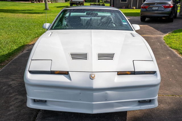 Used 1989 Pontiac Firebird Trans Am RWD image 13