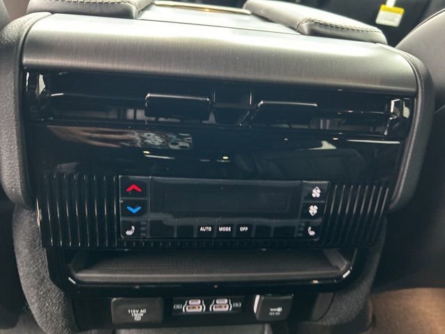 New 2026 Jeep Grand Wagoneer L Limited w/ Convenience Group I AWD/4WD image 41