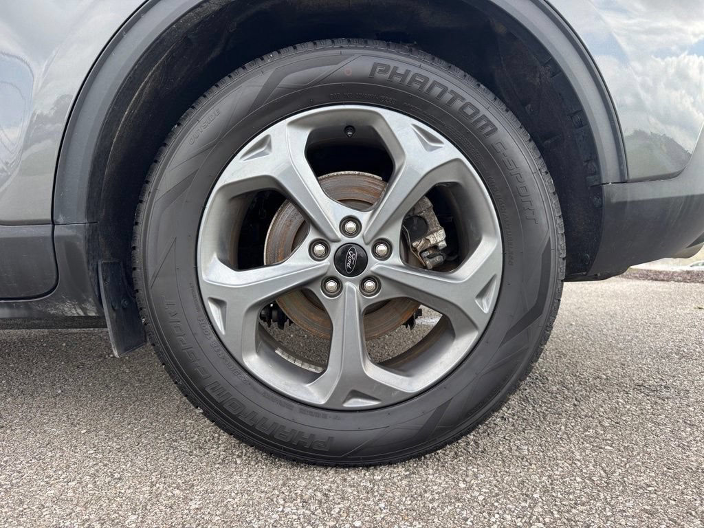 Used 2025 Ford Escape ST-Line FWD image 16