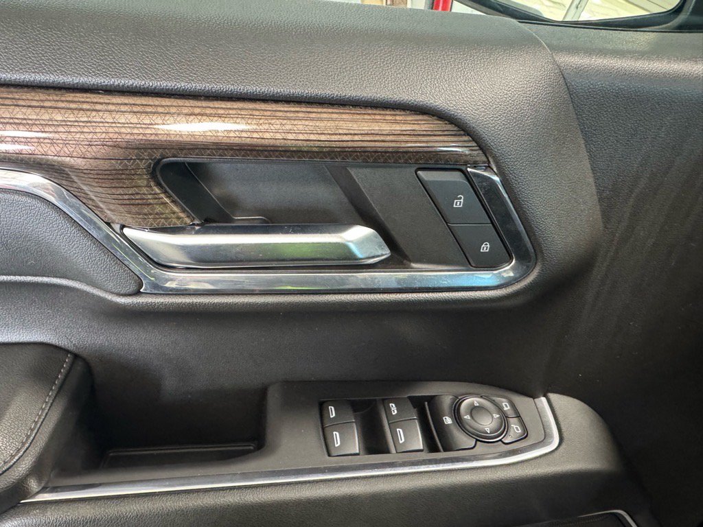 Used 2024 Chevrolet Silverado 1500 LT Trail Boss w/ Convenience Package II AWD/4WD image 16