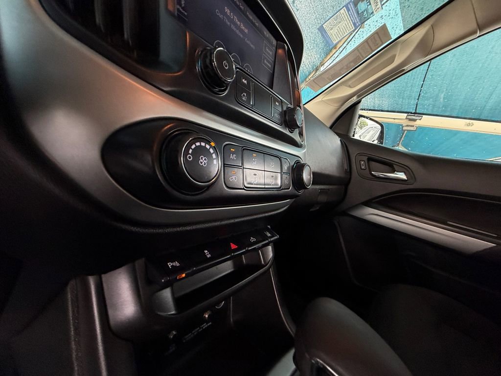Used 2022 Chevrolet Colorado LT w/ Fleet Safety Package image 23