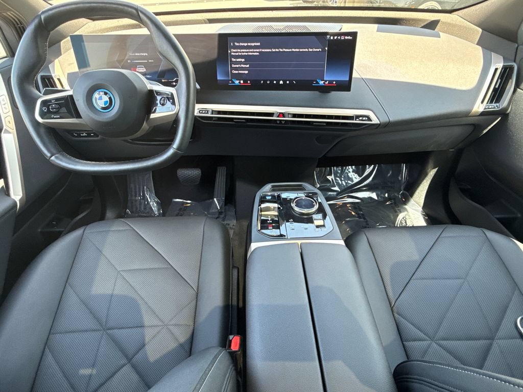 Certified 2025 BMW iX xDrive50 w/ Convenience Package AWD/4WD image 19