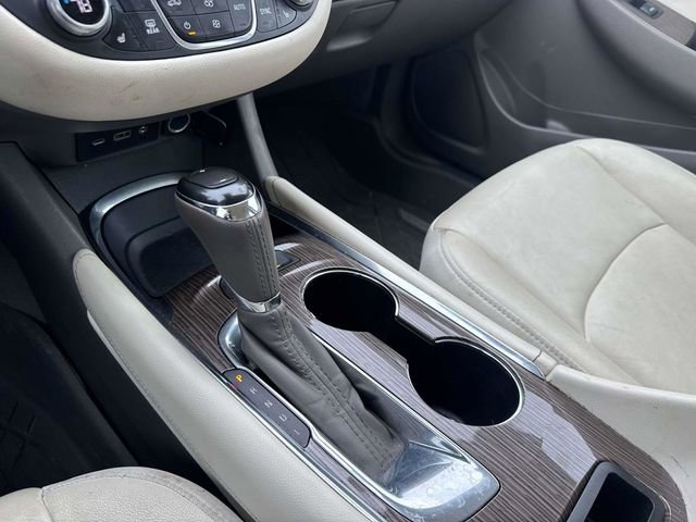 Used 2020 Chevrolet Malibu LT w/ Leather Package image 32