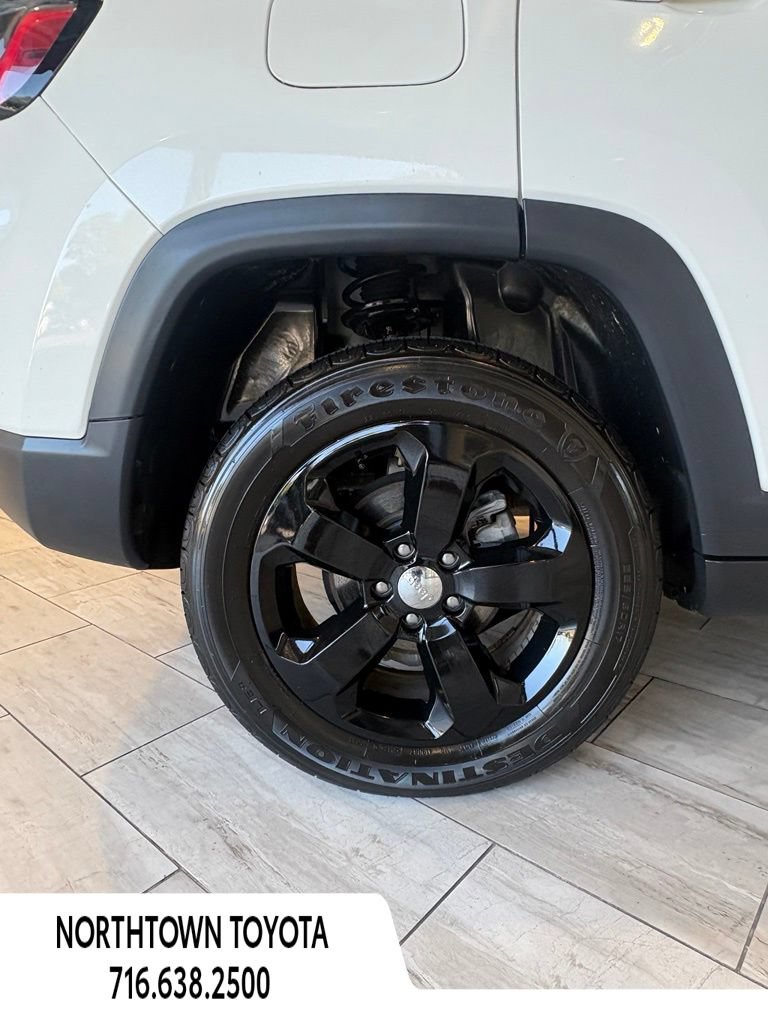 Used 2021 Jeep Compass Latitude AWD/4WD image 10