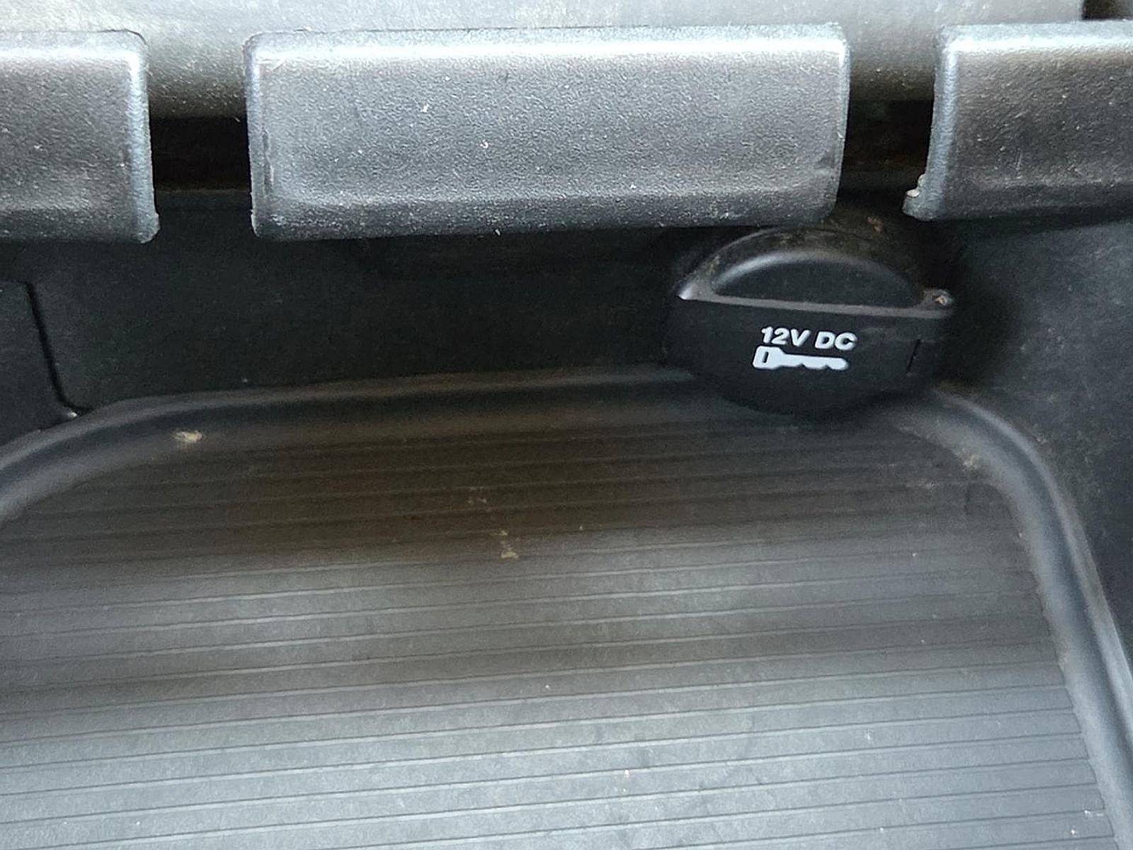 Used 2016 RAM 2500 Longhorn w/ Convenience Group image 17