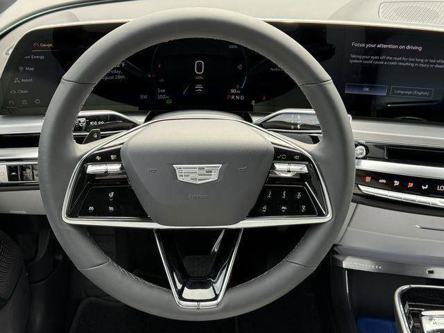 New 2025 Cadillac Lyriq Luxury image 17