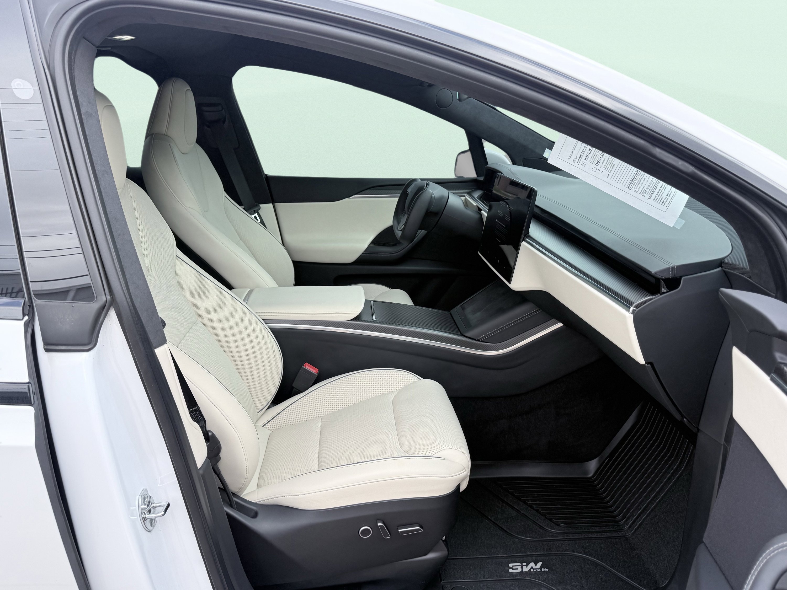 Used 2023 Tesla Model X Plaid image 42