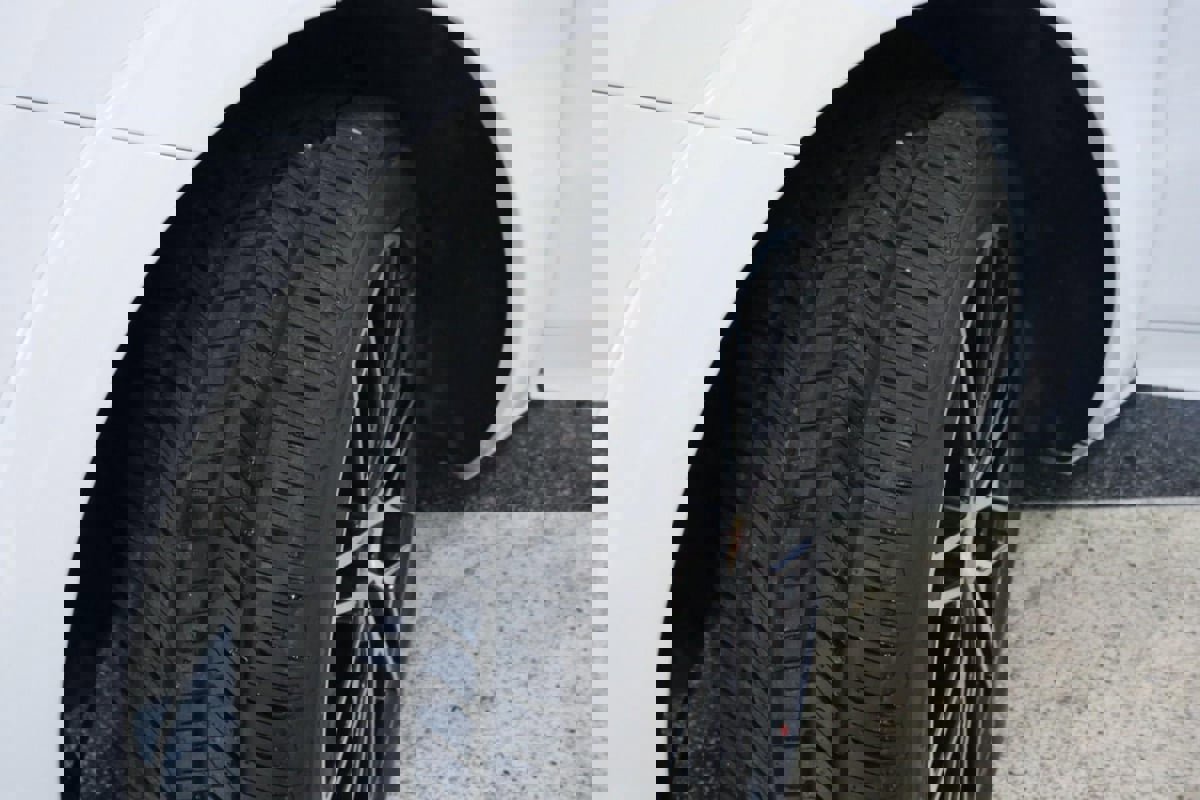 Used 2024 Porsche Cayenne AWD/4WD image 9