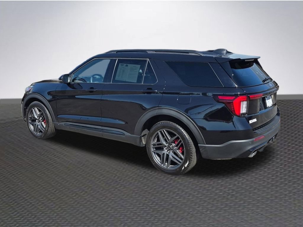 Used 2025 Ford Explorer ST w/ Sun And Sound Package AWD/4WD image 4