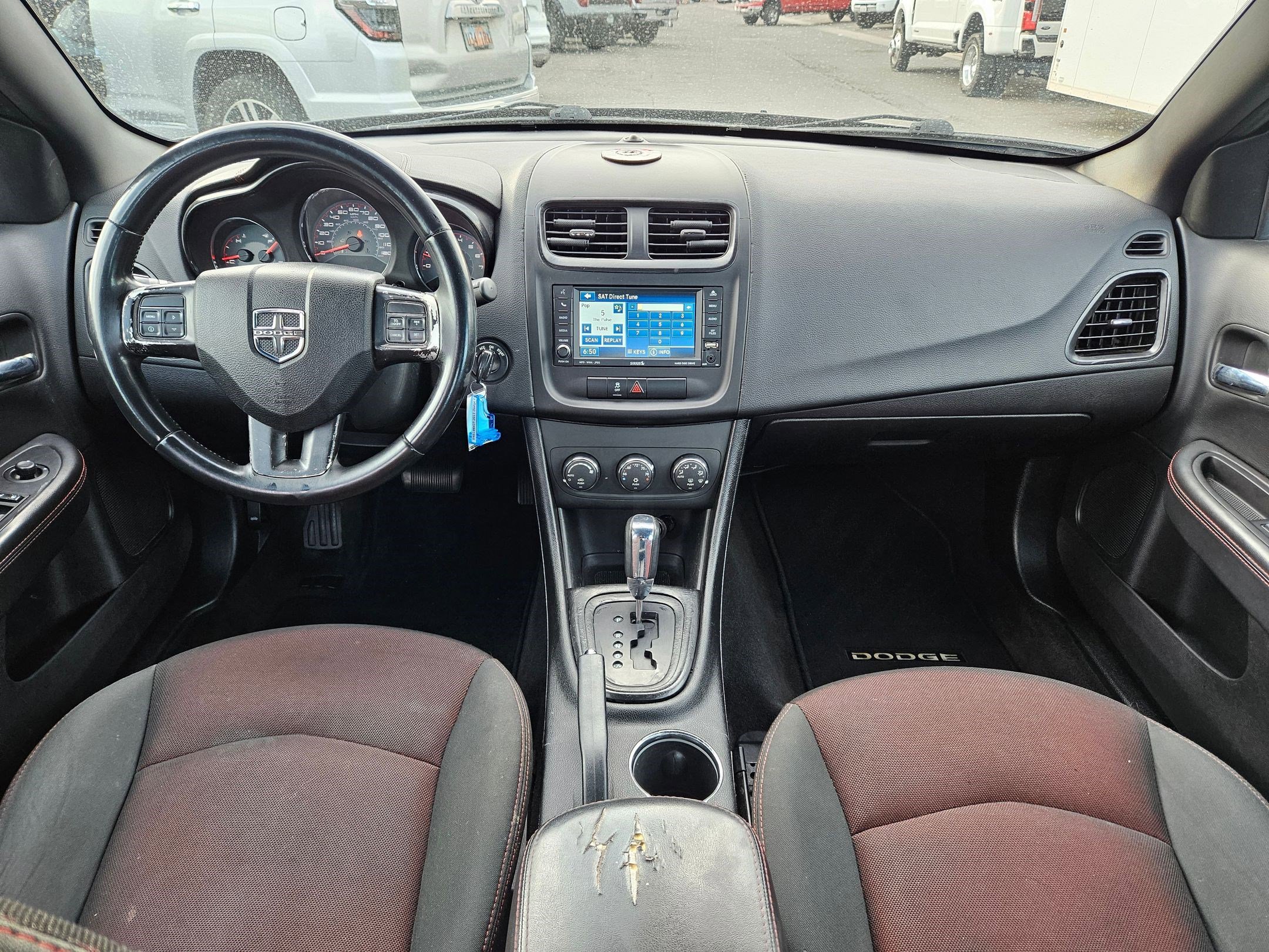 Used 2011 Dodge Avenger Heat FWD image 28