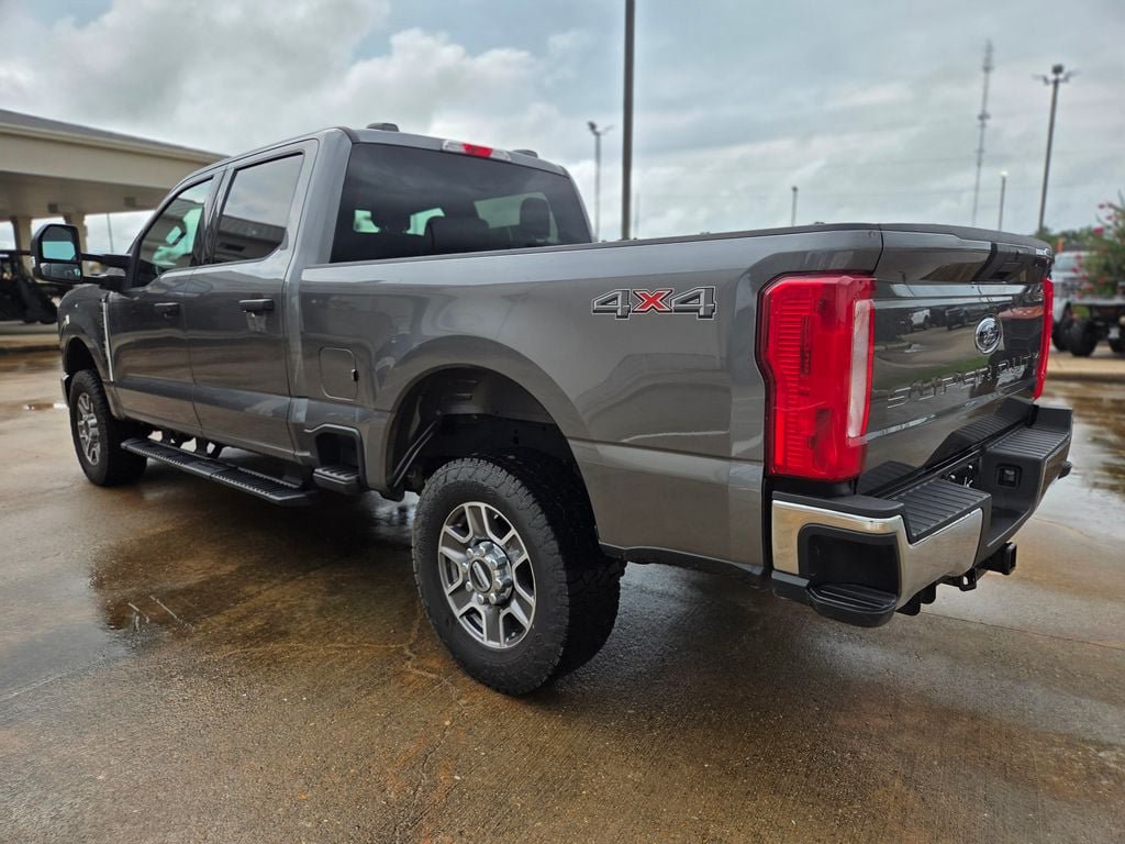Used 2025 Ford F250 XLT AWD/4WD image 7