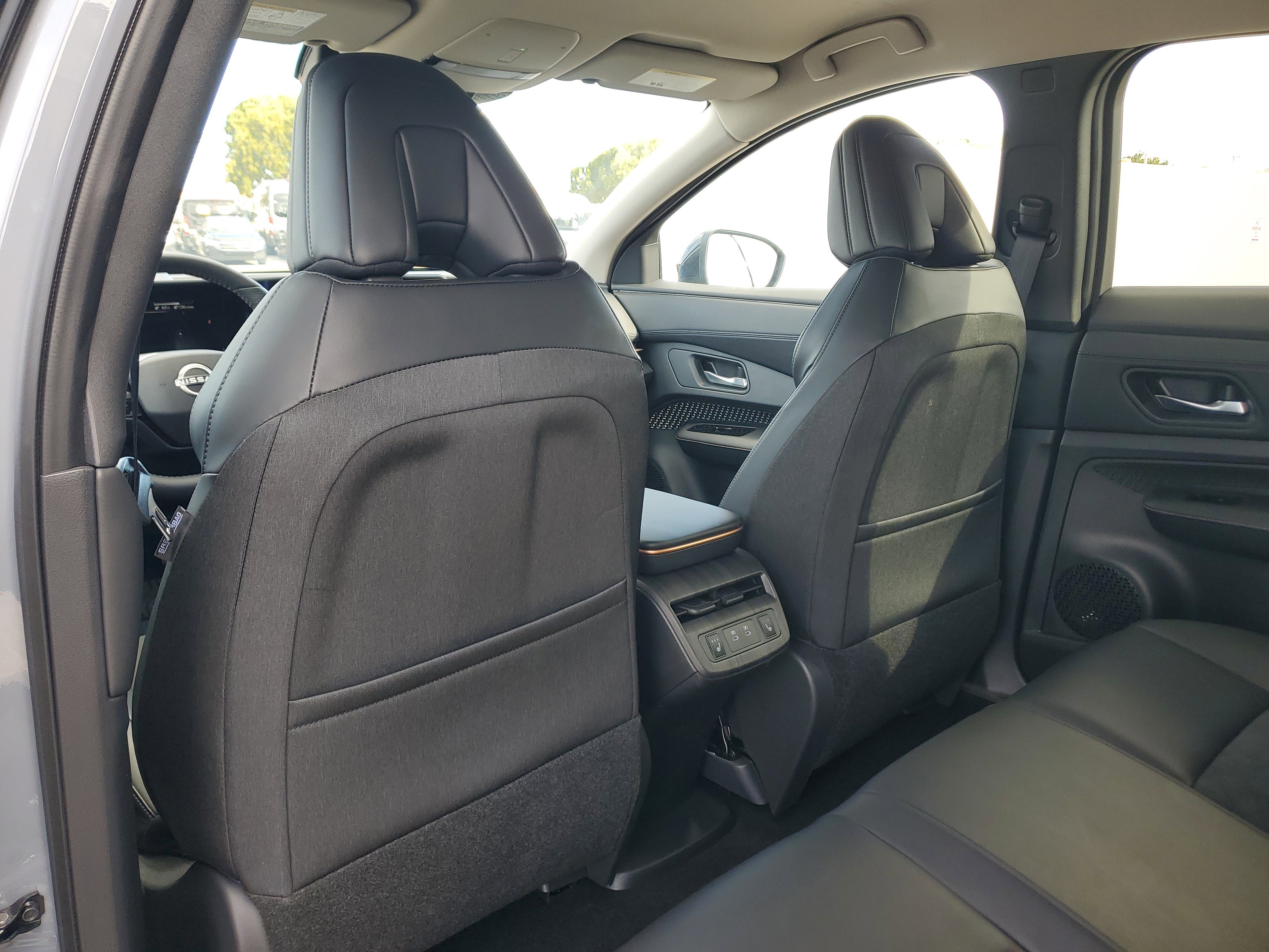 Certified 2025 Nissan Ariya FWD image 13