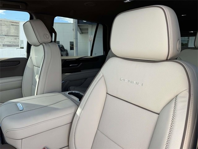 New 2026 GMC Yukon Denali image 8