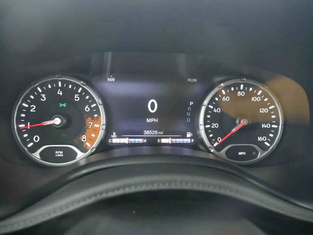 Used 2017 Jeep Renegade Altitude AWD/4WD image 35