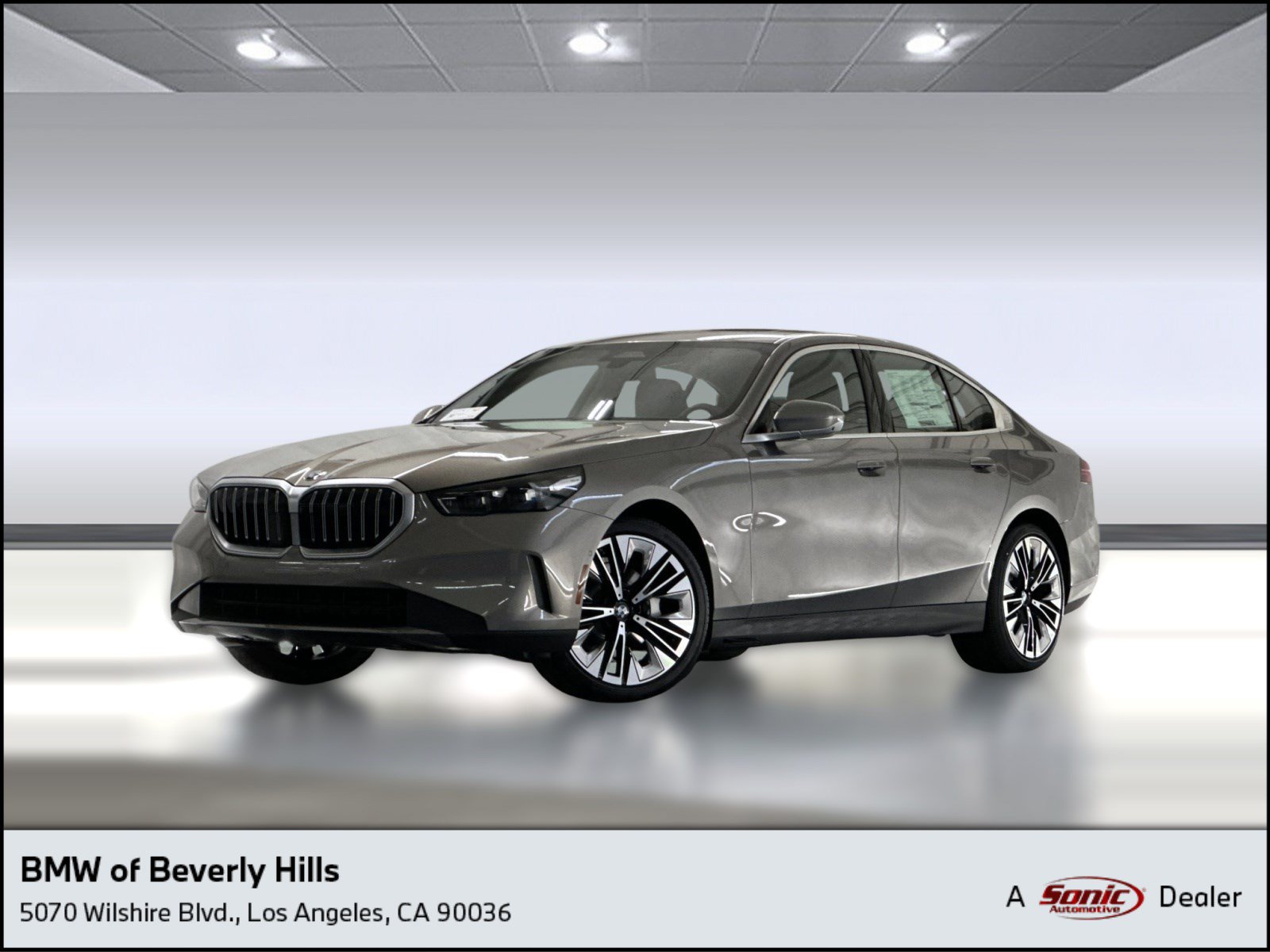 Used 2026 BMW 530i w/ Premium Package RWD image 1