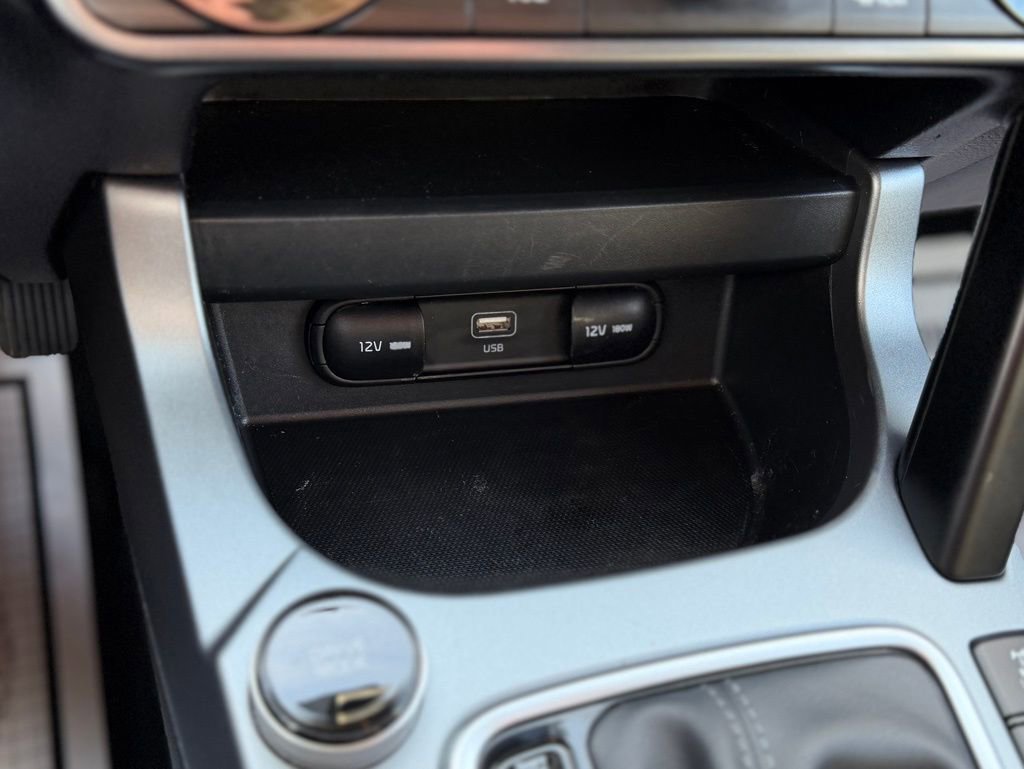 Used 2025 Kia Seltos LX image 17