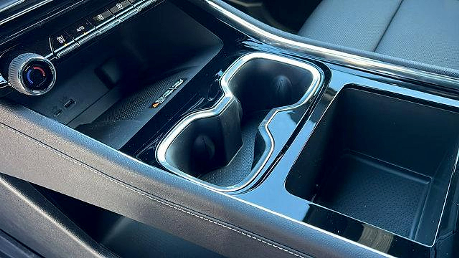 New 2026 Chevrolet Traverse LT w/ Driver Confidence Package image 21