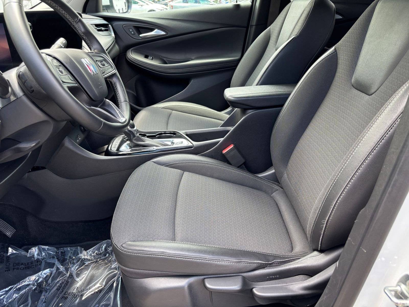Used 2025 Buick Encore GX Preferred FWD image 25