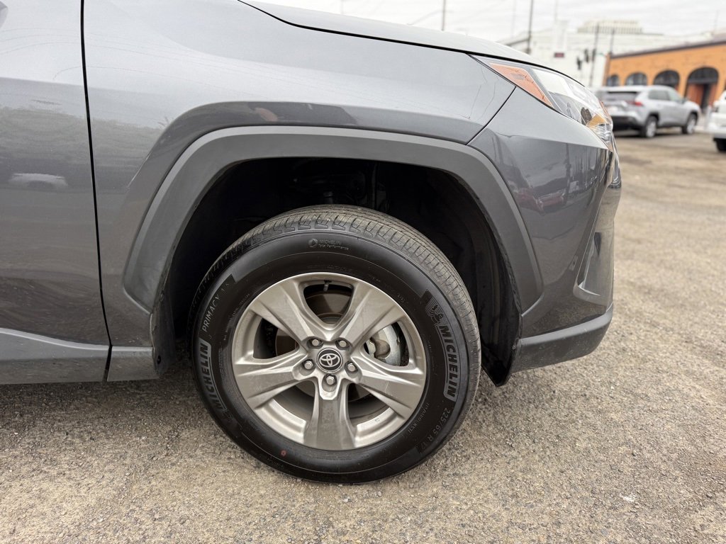 Used 2025 Toyota RAV4 XLE w/ Convenience Package image 11