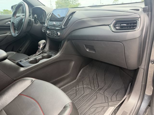 Used 2023 Chevrolet Equinox RS w/ RS Leather Package FWD image 17