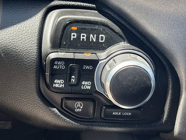 Used 2023 RAM 1500 Big Horn AWD/4WD image 30